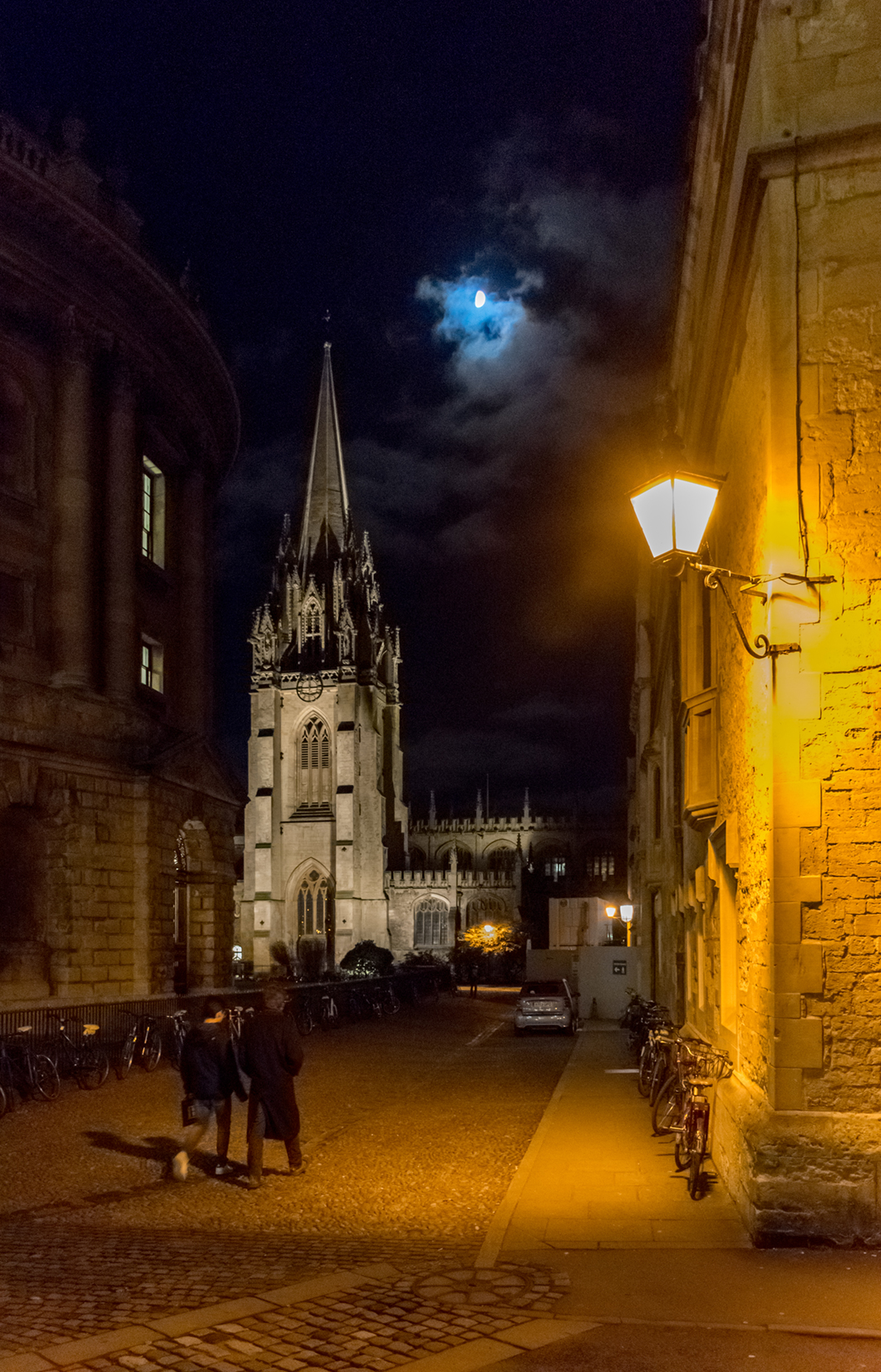 Radcliffe Square and the University Church of St Mary the Virgin
