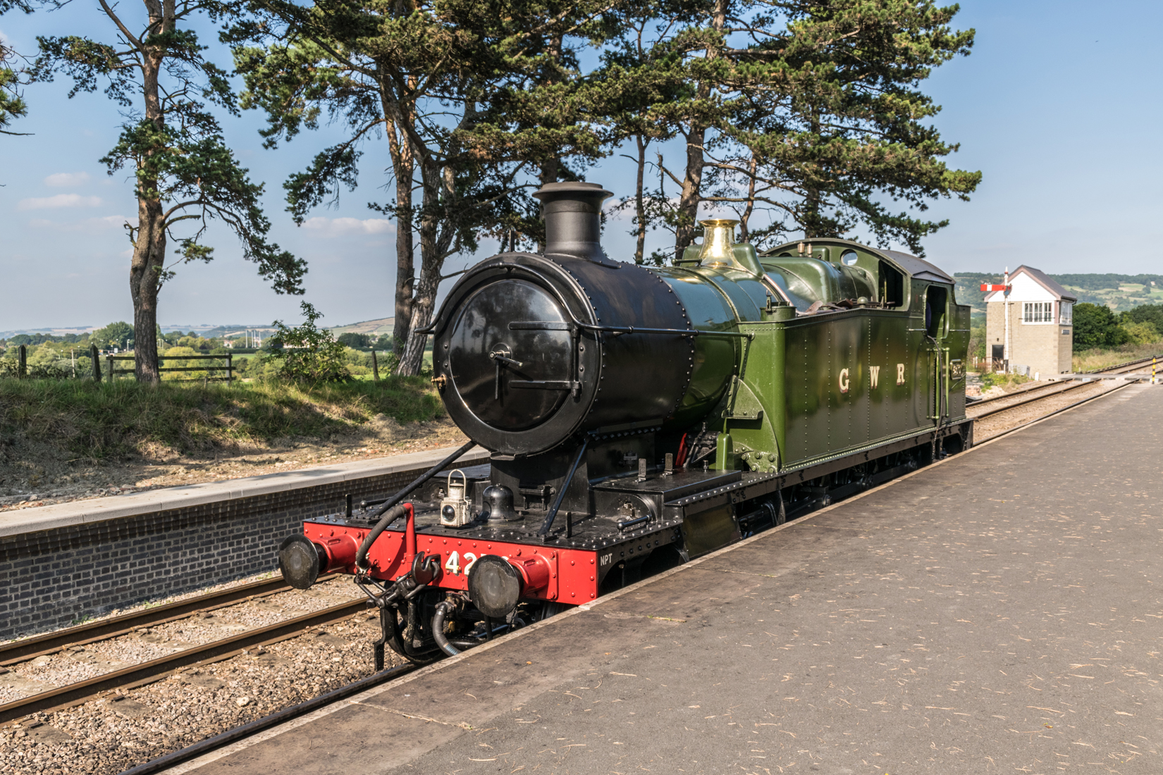 Great Western Railway 2-8-0T, 4270 was built at Swindon