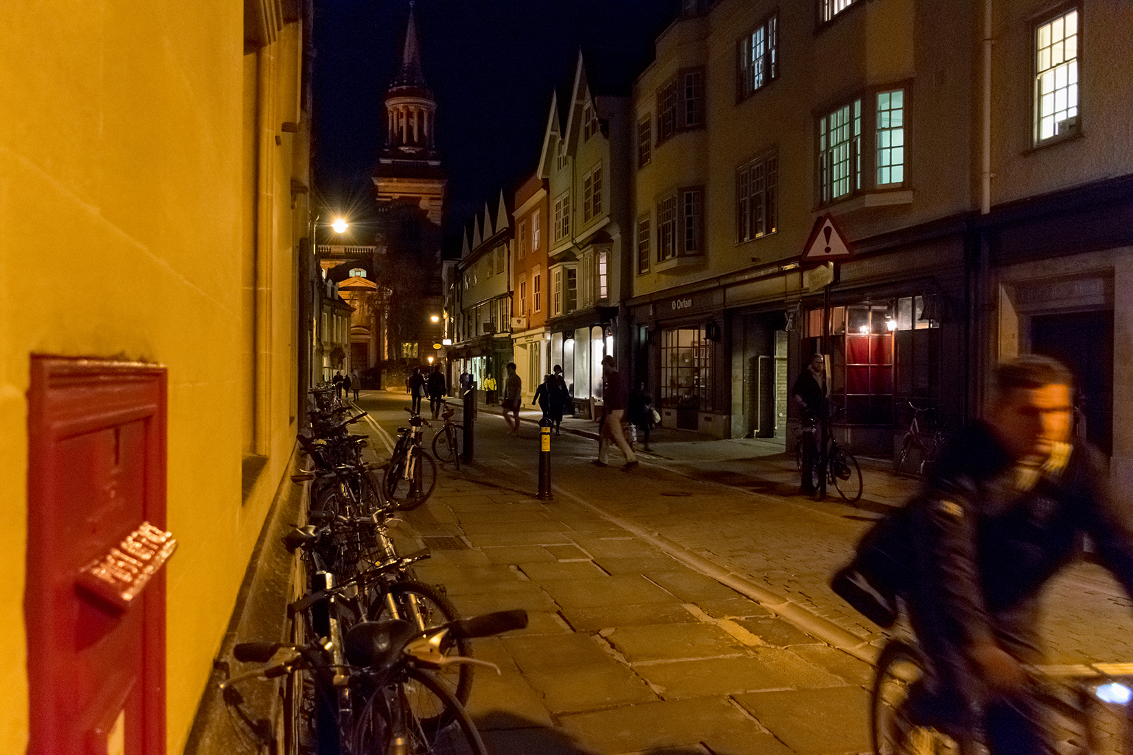 Turl Street and the tower of the former London and County Bank building