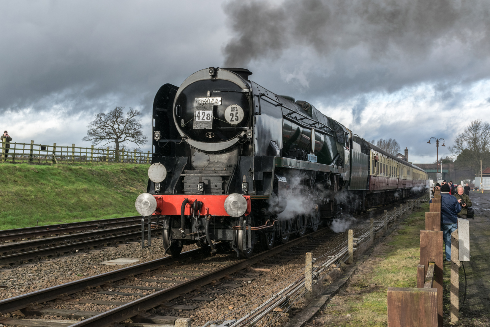 34053 Sir Keith Park leaving Quorn and Woodhouse en-route to Rothwell.