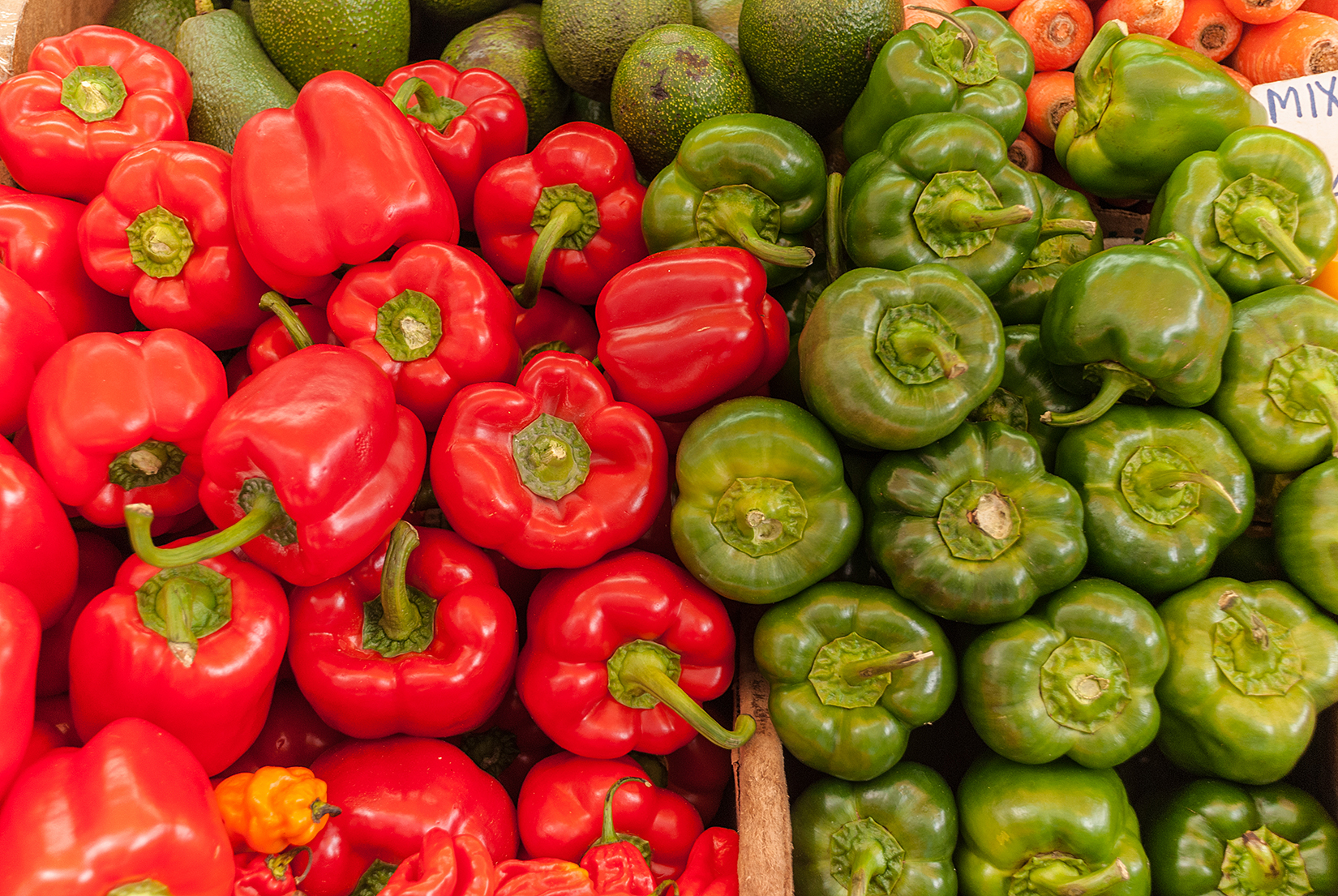 Red and green pepper mountain