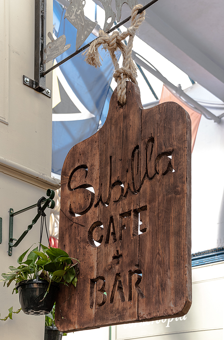 Sibilla cafe and bar