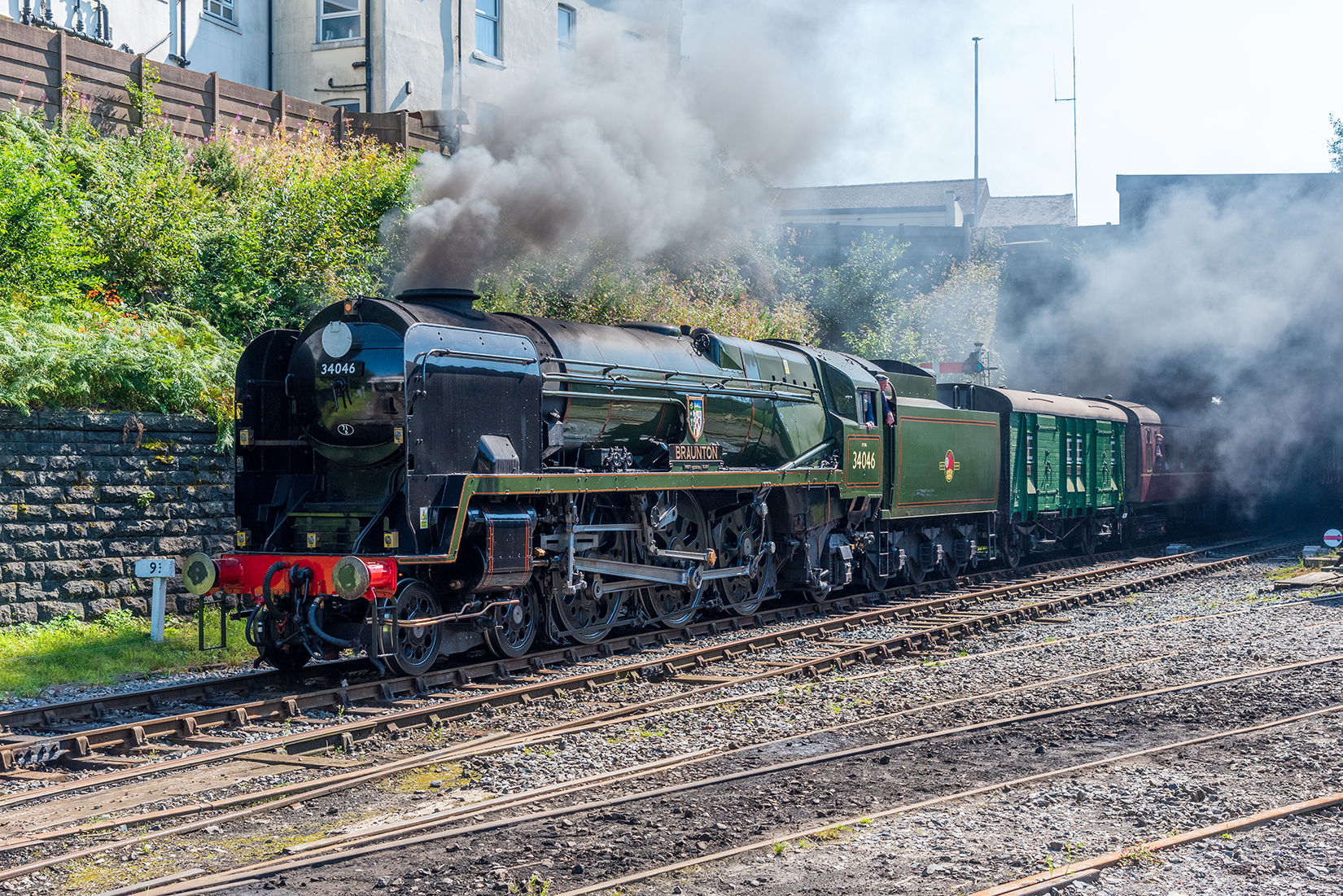 'Braunton' bursts out of Bury north end tunnel